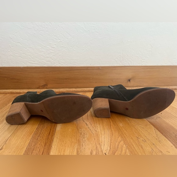 Waterproof Booties - Picture 3 of 3